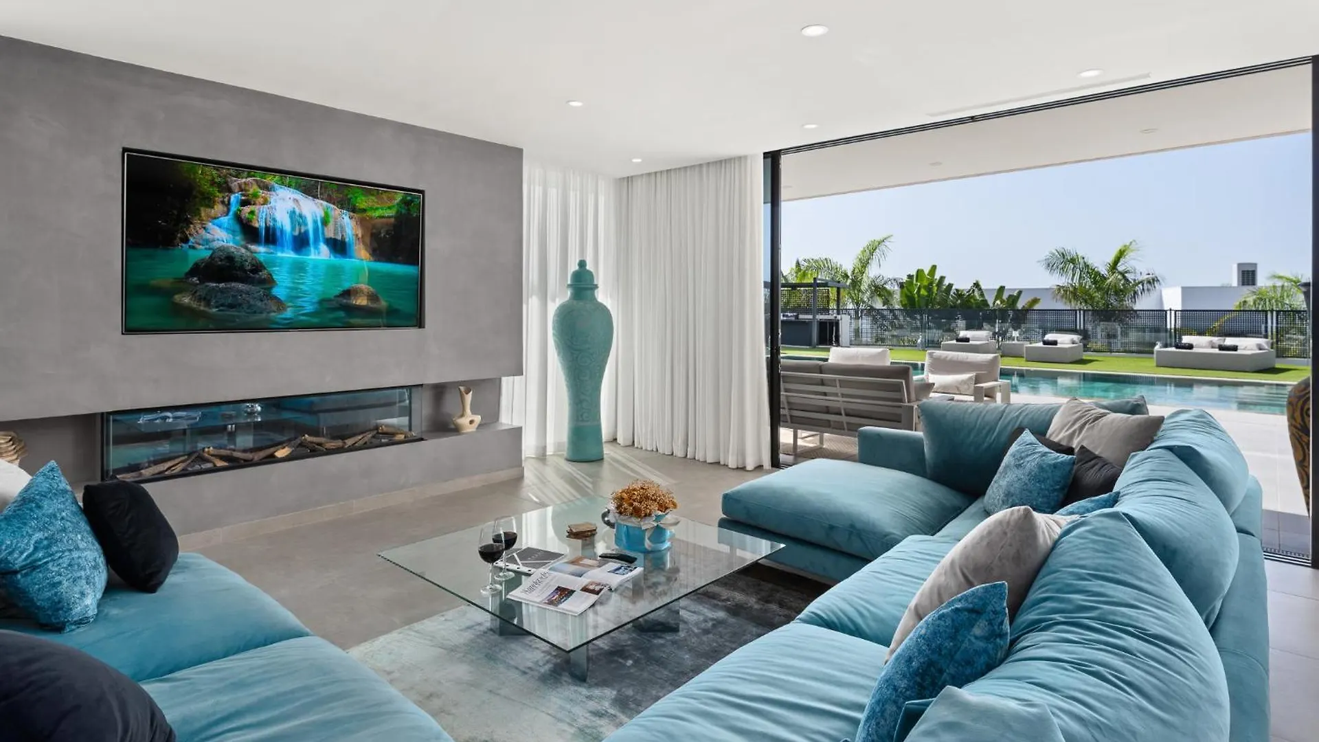 אדחה Karat Villa Serendibida ספרד